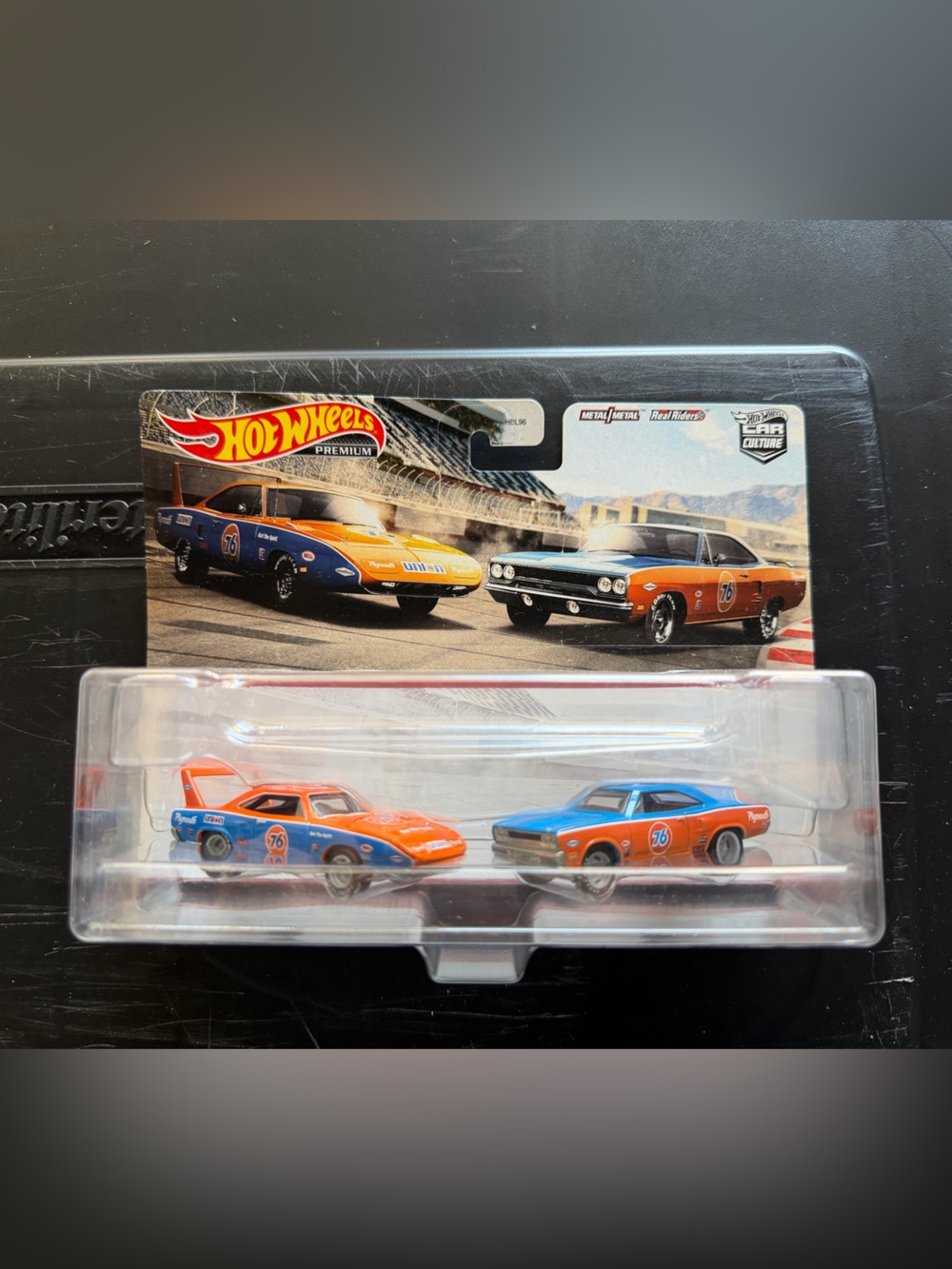 Hot Wheels Car Culture Premium '70 Plymouth Superbird and '70 Roadrunner